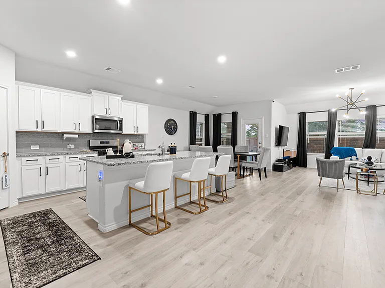 9917 Tacoma Dr — Photo 14