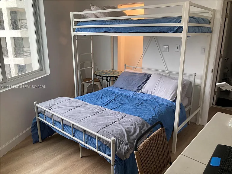 5401 Collins Ave #320 — Photo 33