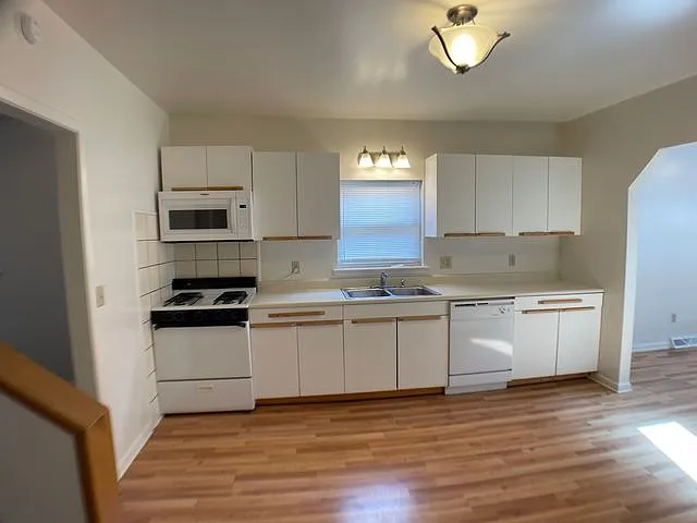 217 Chestnut St #2 — Photo 8