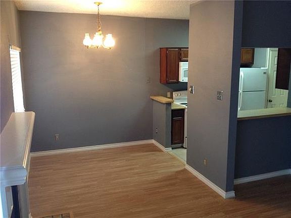 2nd image of 7025 Hemlock Ave #202