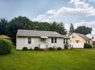 219 Nottingham St, Springfield, MA 01104