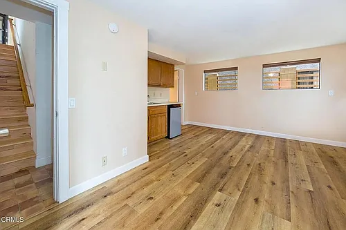 381 Highland Dr #1 Photo 1