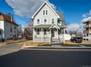 25 Pease St, Enfield, CT 06082