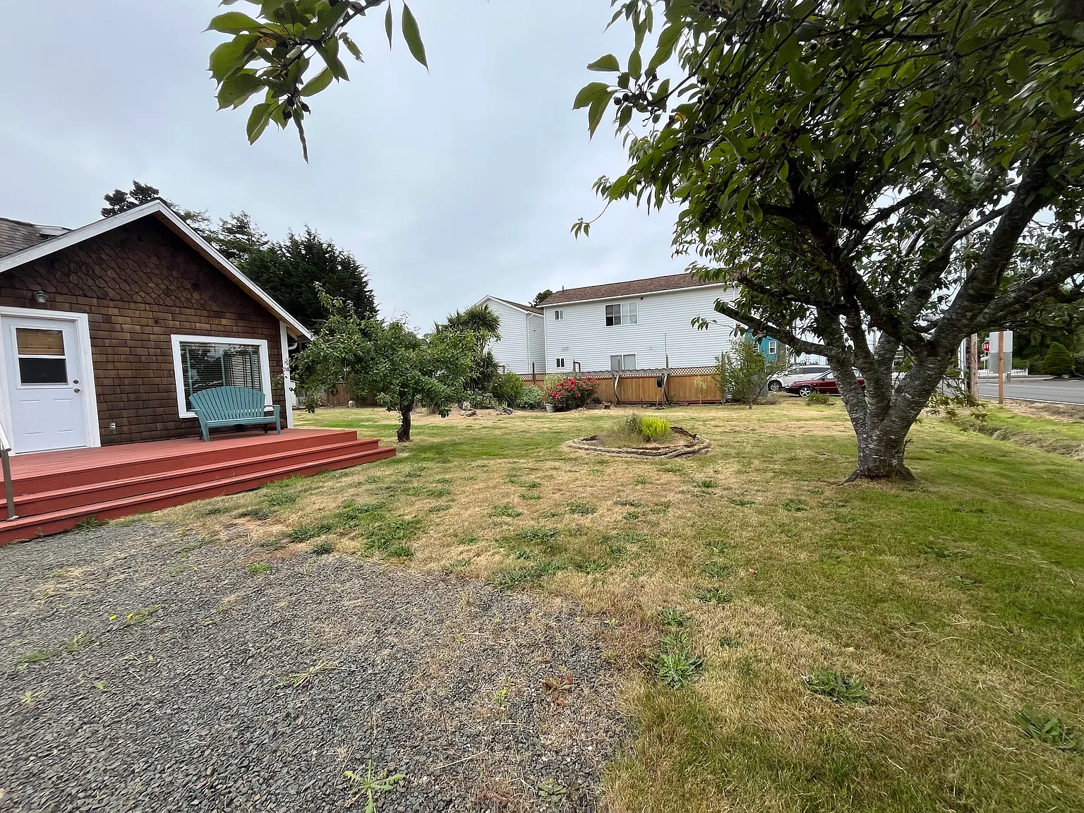 1 bed, 976 sqft, $2,000 — Photo 2