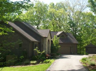 4850 Red Oak Ln, Bloomington, IN 47401