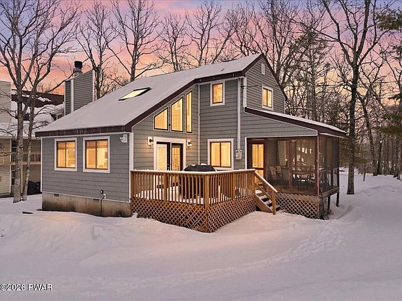 2nd image of 215 Tanager Rd