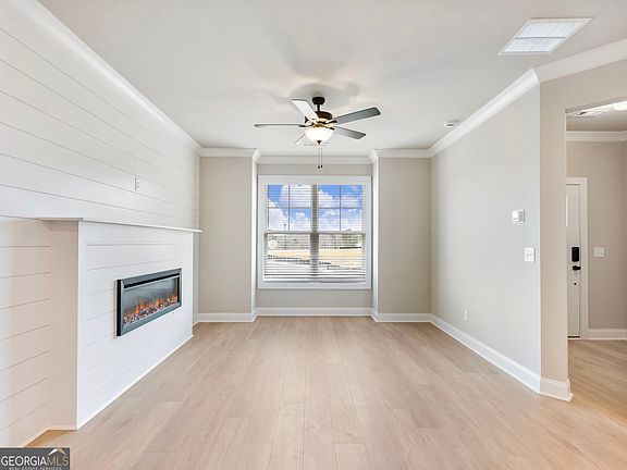 3rd image of 210 Grand Highlands Ct
