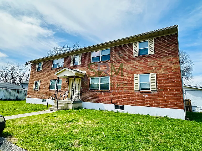 4700 Walnut Grove Avenue — Photo 3