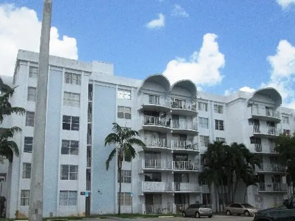 498 NW 165th Street Rd APT D108, Miami, FL 33169