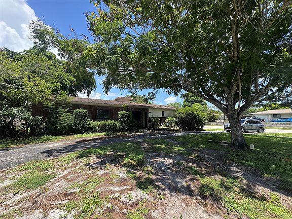 2nd image of 4801 Tyler Street