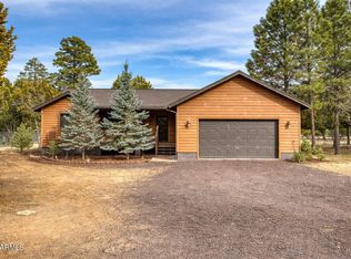 2929 Pine Rim Rd, Overgaard, AZ 85933