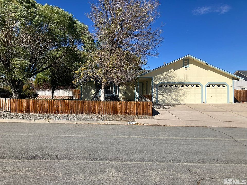 1st image of 370 Tina Cir