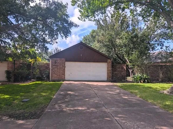 13007 Stancliff Oaks St, Sugar Land, TX 77478