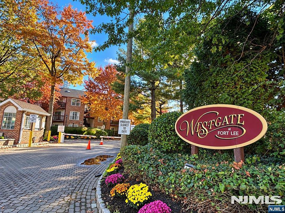 1st image of 474 Lee Court #4107