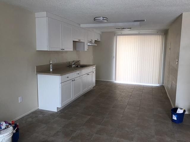 2nd image of 1931 Berg Rd