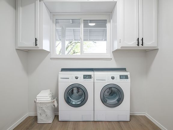 4th image of 7971 Hanford Way #2