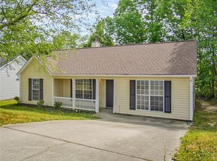 5603 Eagles Feather Ln, Riverdale, GA 30274