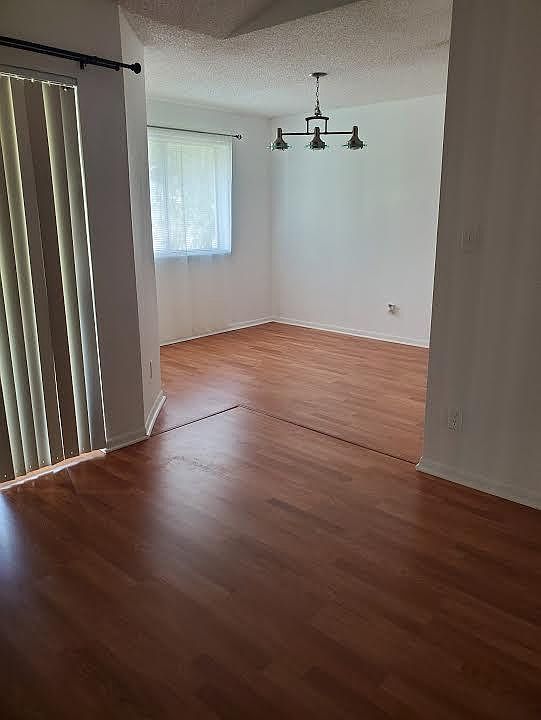 1st image of 907 Coral Club Dr #907