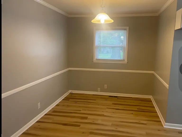 818 Carneal Rd — Photo 10