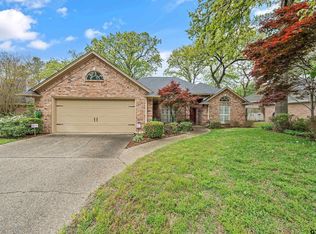 3307 Oak Village Dr, Tyler, TX 75707