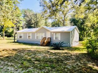 405 Alexander St, Interlachen, FL 32148