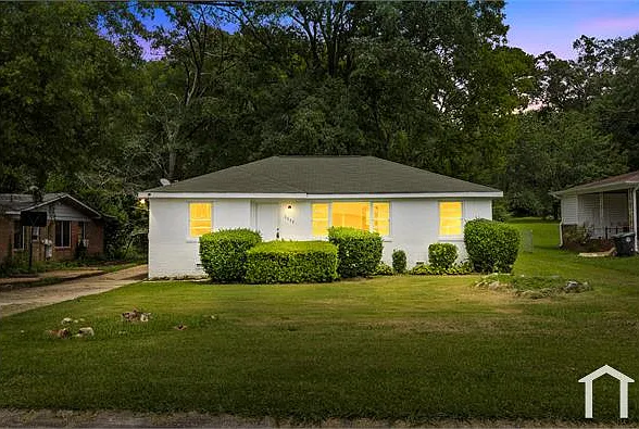 1129 Camellia Rd