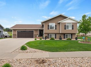 1727 Iron Horse Loop, Spearfish, SD 57783