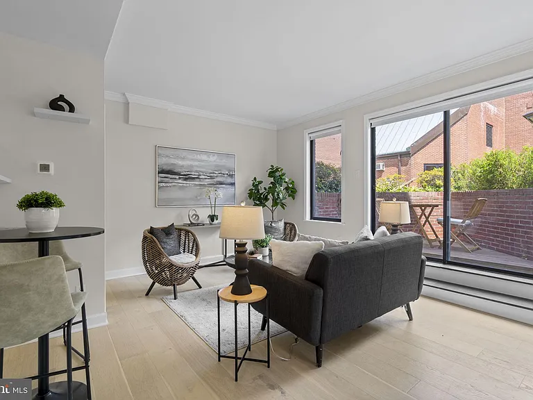 1080 Wisconsin Ave NW #1003 — Photo 9