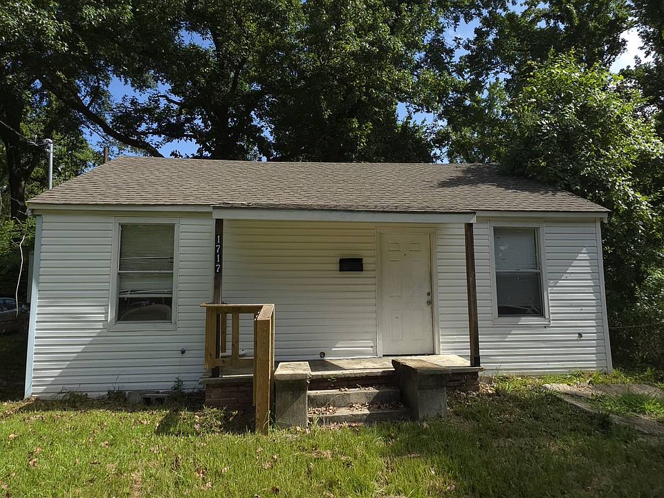1st image of 1717 Sora St