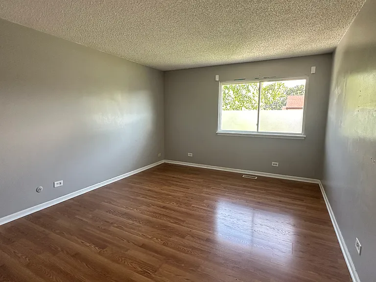 1741 Bell Dr — Photo 9