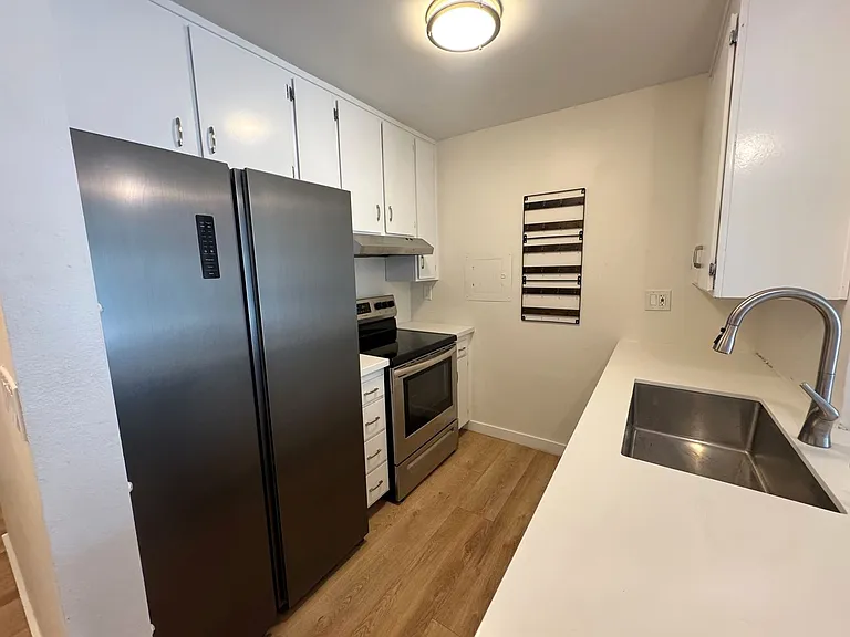 390 E Surfside Dr — Photo 8