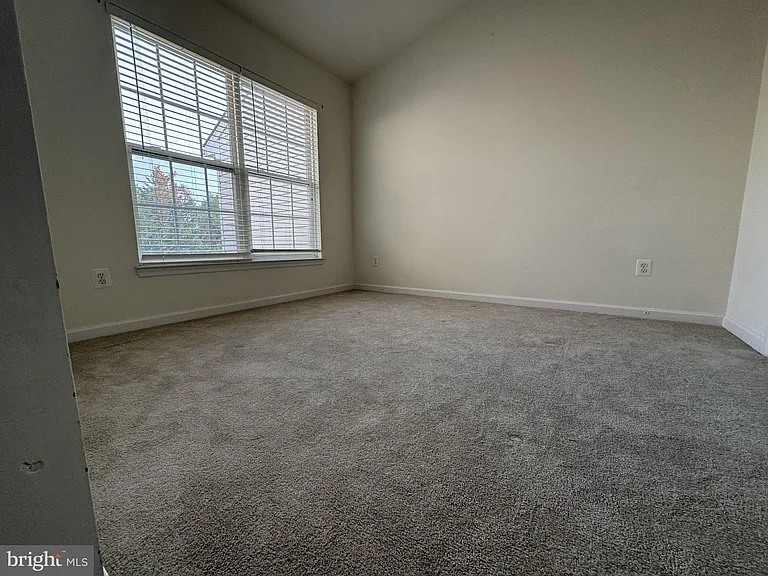 336 Baish Dr SE — Photo 35