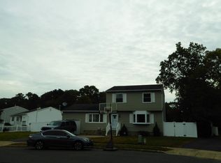 561 Mark Dr, Brick, NJ 08723