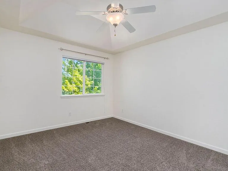 2075 Tonopas Ct #103 — Photo 7