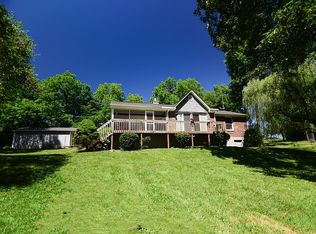 8773 Grandview Rd, Columbus, IN 47201