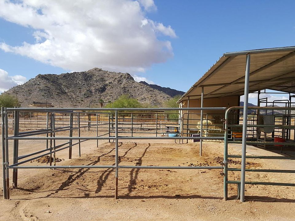 South Stalls of Mare Motel