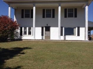 588 E Main St, Pleasant Hill, TN 38578