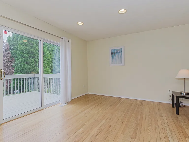 244 Parktrail Rd — Photo 7