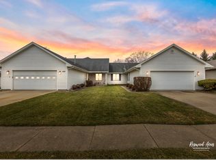 1161 Meadows Walk Dr, Bourbonnais, IL 60914