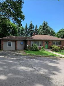 27 Garrassino Pl, Waterbury, CT, 06706