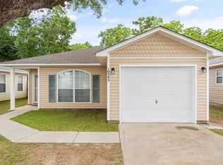 10505 Senegal Dr, Pensacola, FL 32534