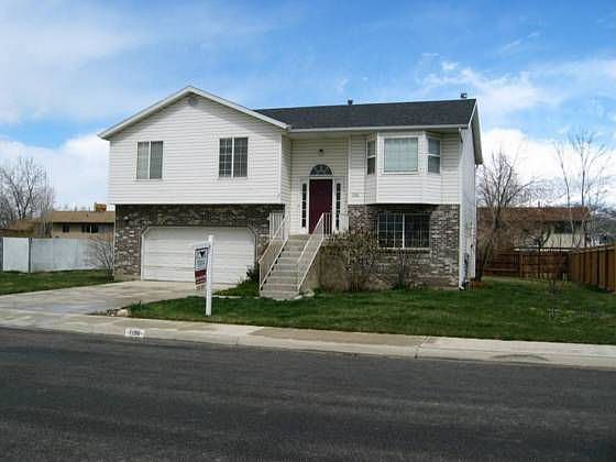 1st image of 1196 W 1775th St N