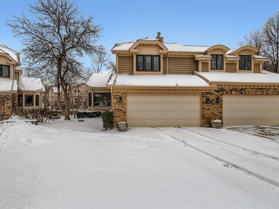 1st image of 653 Walnut Oaks Dr #653
