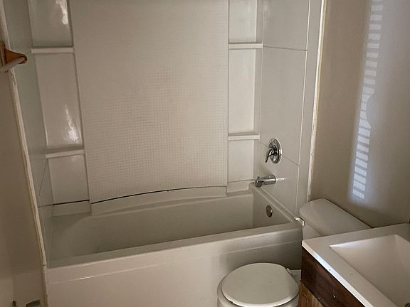 3rd image of 21250 N 23rd Ave APT 106