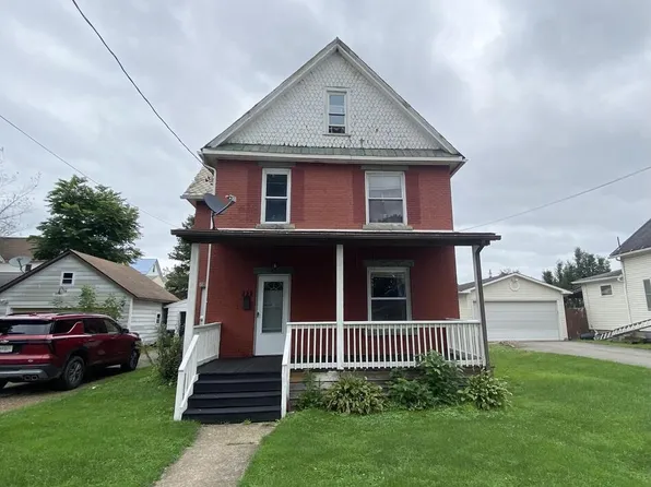 111 Elm St, Franklin, PA 16323