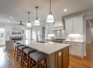 2212 Peterson Dr, Chattanooga, TN 37421