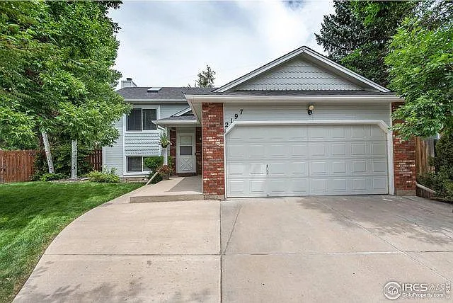 2197 Kennington Ct — Photo 2