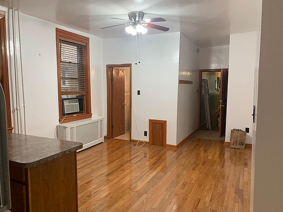 2nd image of 140 N 21st St #1R