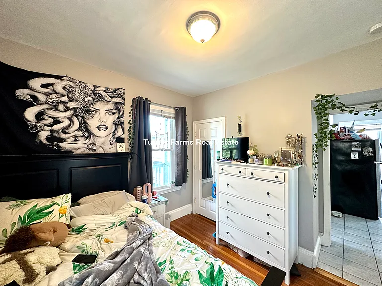 9 Taft St #3B — Photo 21