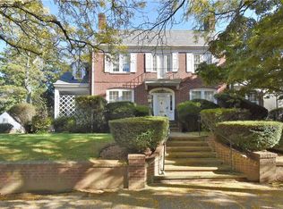 103 Forster Ave, Mount Vernon, NY 10552